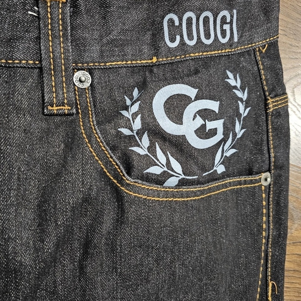 COOGI Mens Dark Wash Blue Jeans Size 44 Straight Leg Embroidered Logo Denim Y2K - Picture 3 of 12